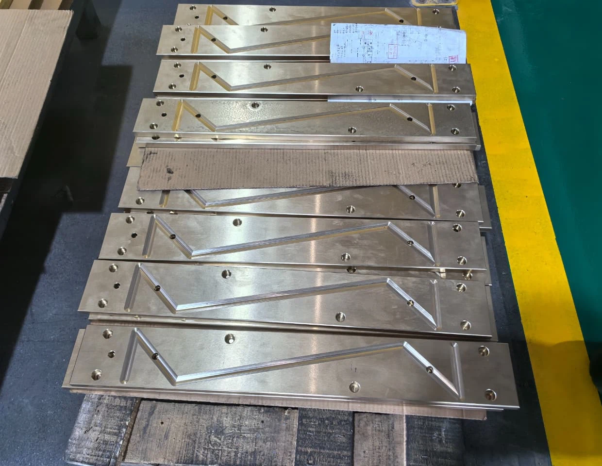 Bronze liners plates 1 Bronze liners plates 1